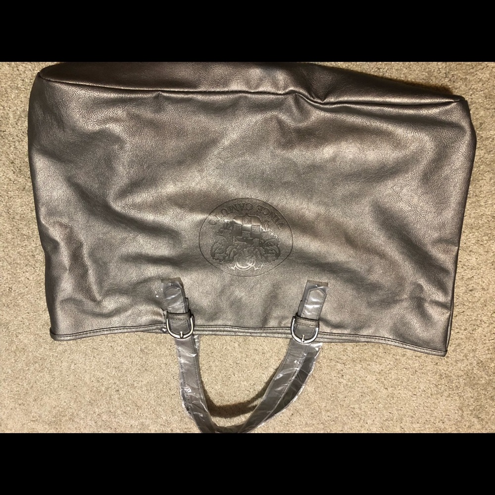 Vince Camuto tote